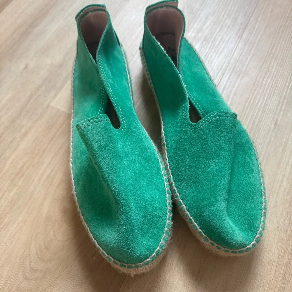 Manebí‎ Classic Green Suede Espadrille Shoes 9.5